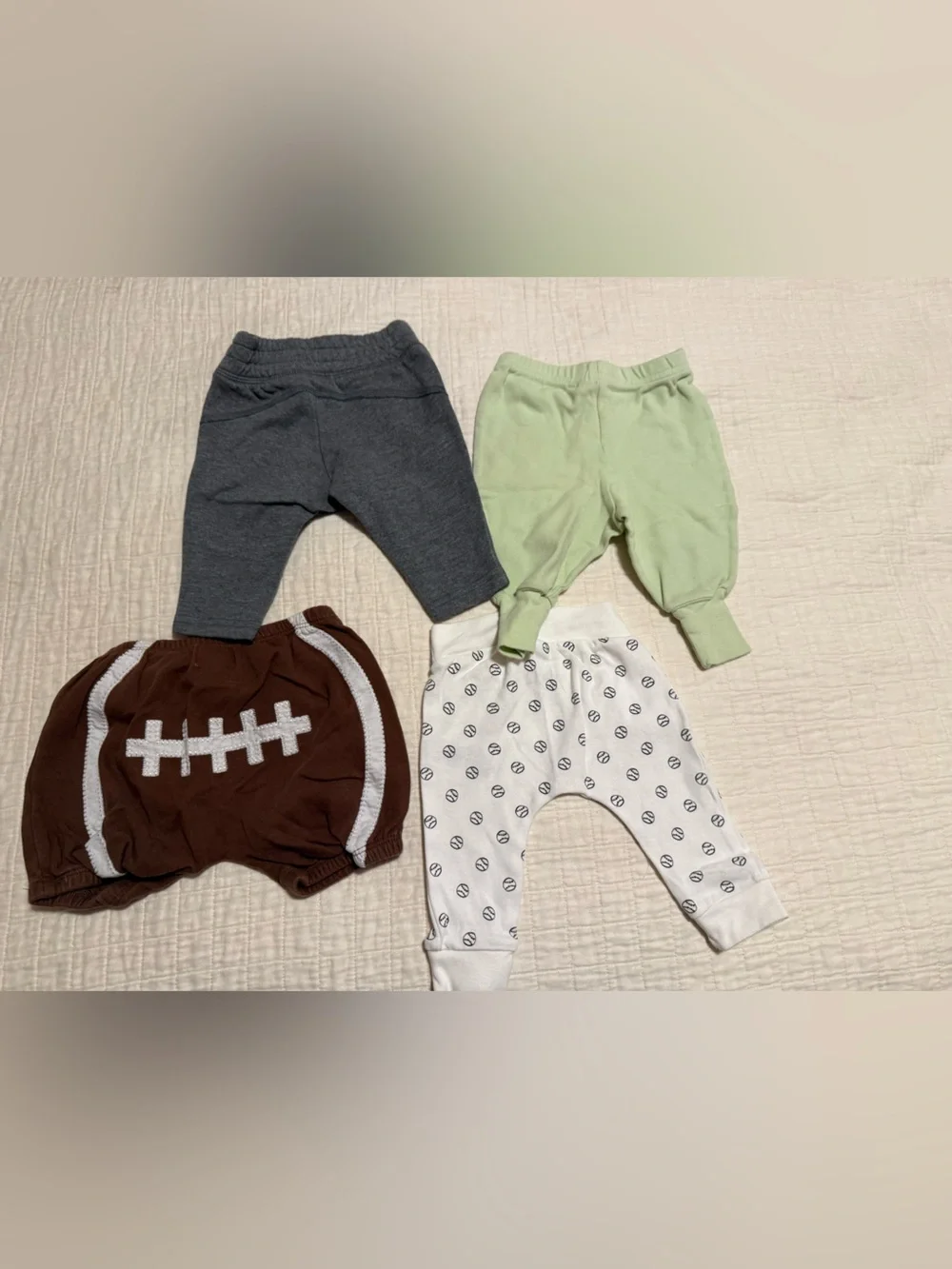 4-pack baby pants and shorts clothing set size 0-3 months
